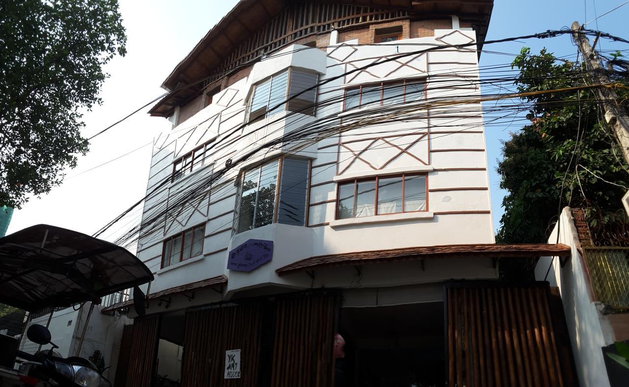 Yk Art House Hotell Phnom Penh Eksteriør bilde